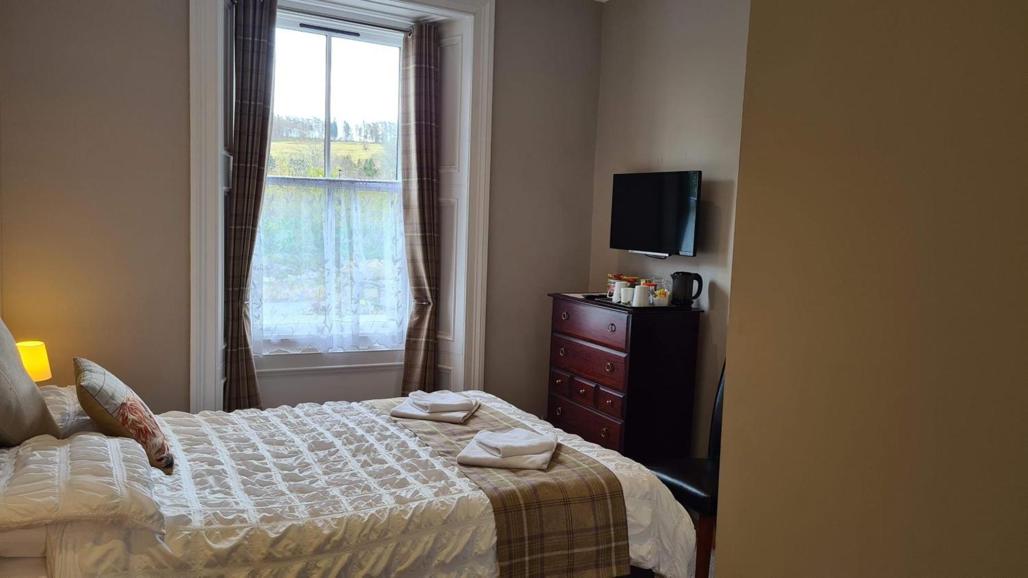 Glenisla Hotel Blairgowrie and Rattray المظهر الخارجي الصورة