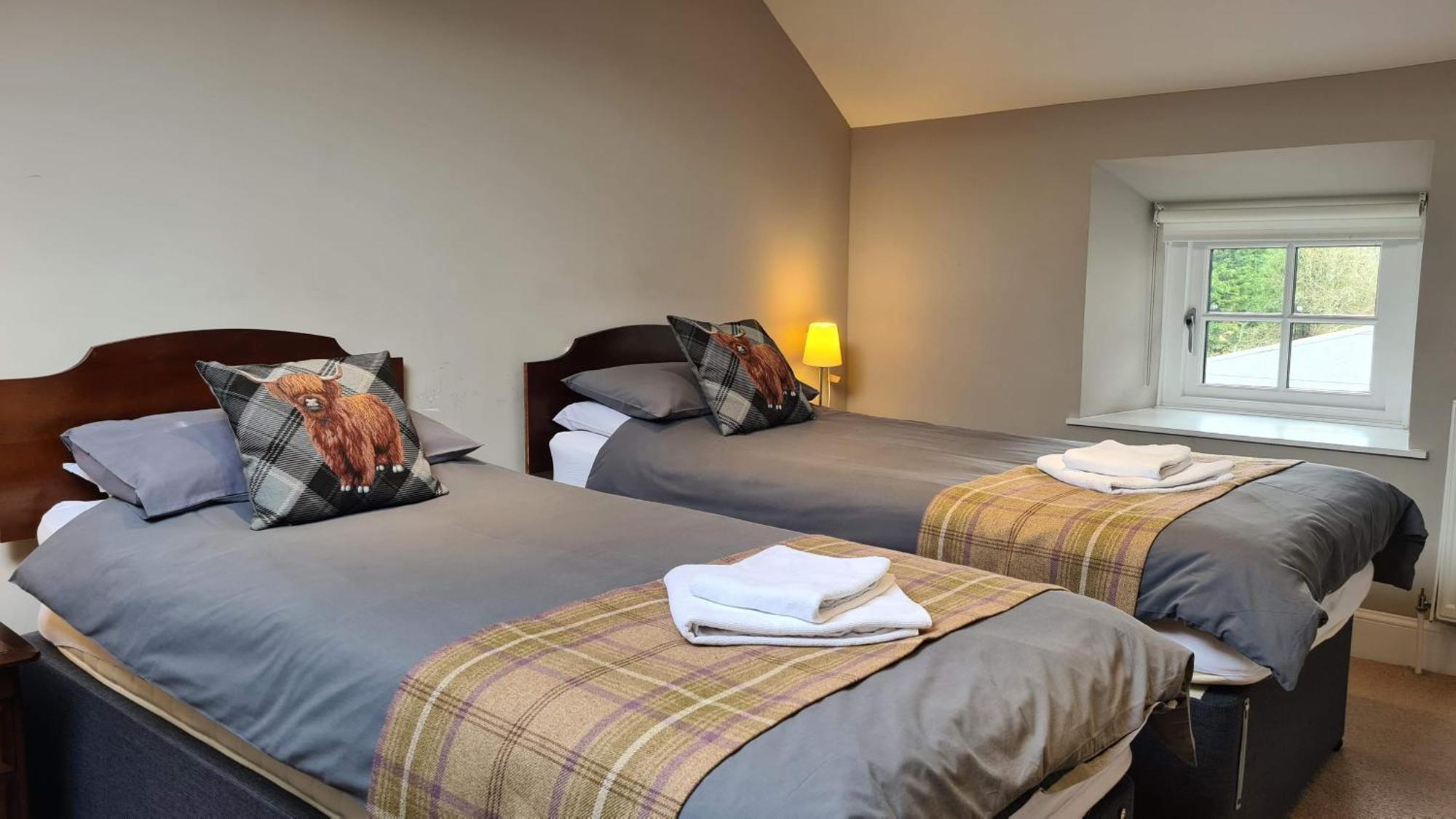Glenisla Hotel Blairgowrie and Rattray المظهر الخارجي الصورة