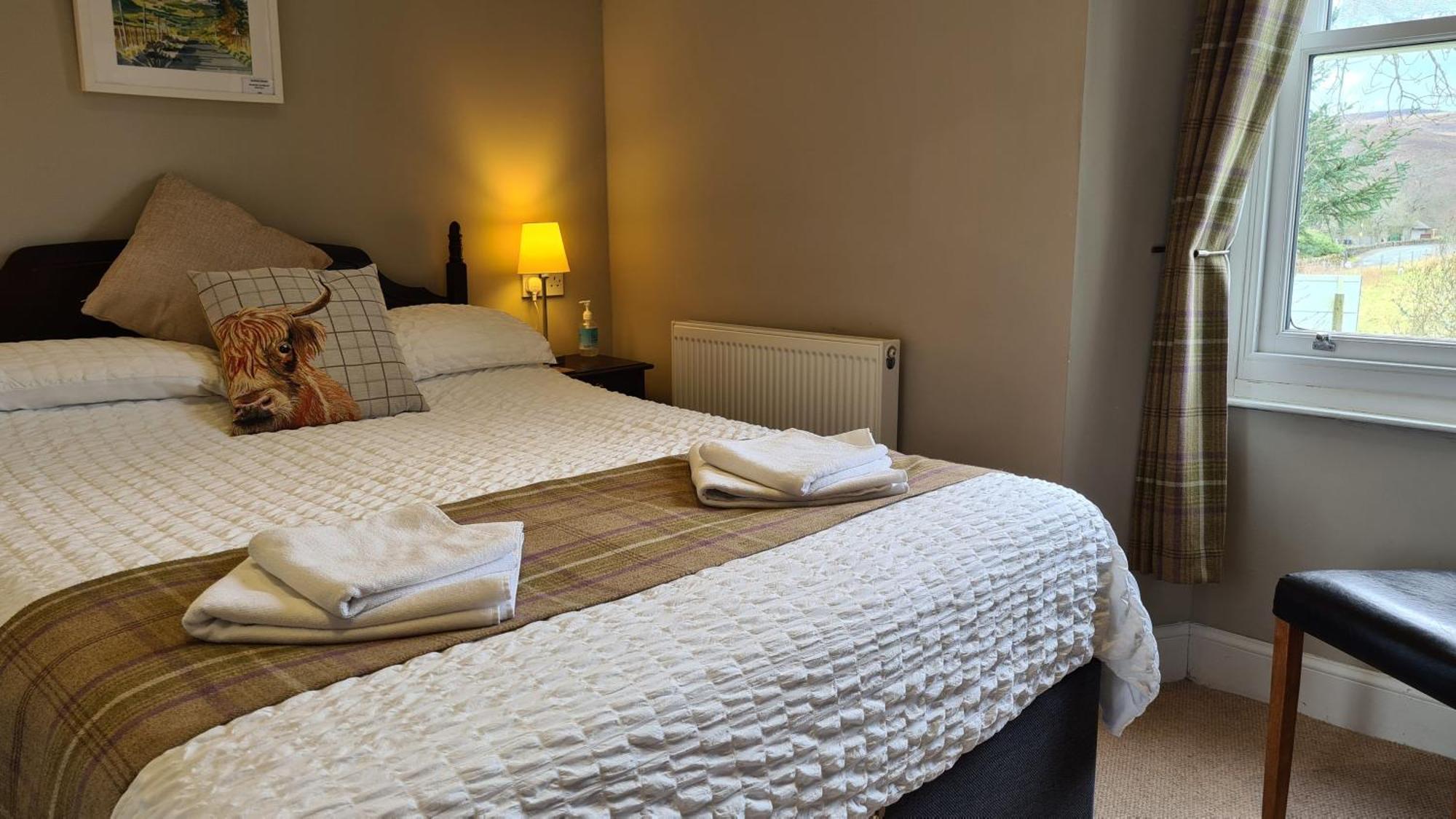 Glenisla Hotel Blairgowrie and Rattray المظهر الخارجي الصورة